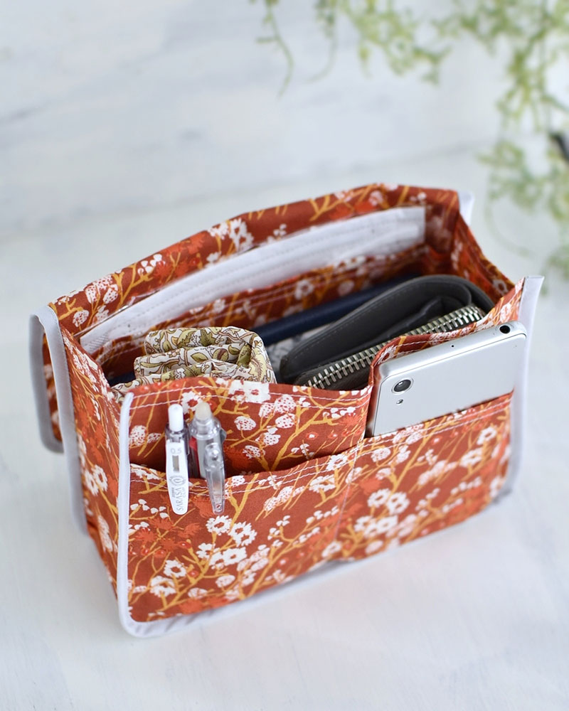 小物をすっきり整理整頓できる バッグインバッグの作り方 – kokka-fabric.com