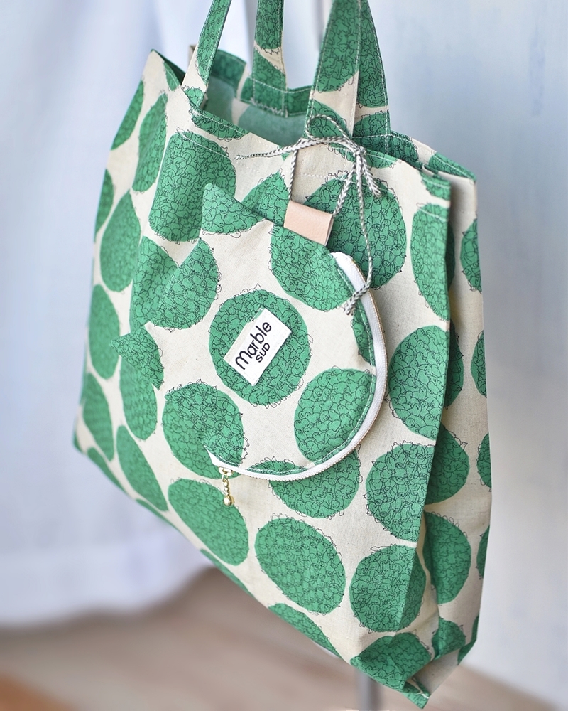 折りたたんで可愛く持ち歩ける♪ ネコ耳ポーチ付きエコバッグの作り方 – kokka-fabric.com