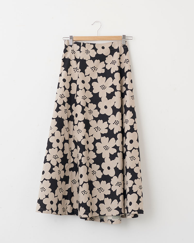 Wiley off-White Flare Skirt | Painted Bird Vintage Boutique & The Aviary