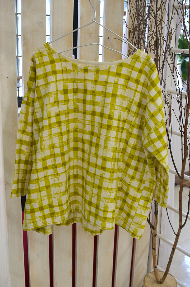 cs200_tunic_tops_tront