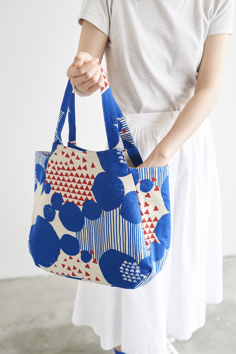 echino 2019/stoneの生地