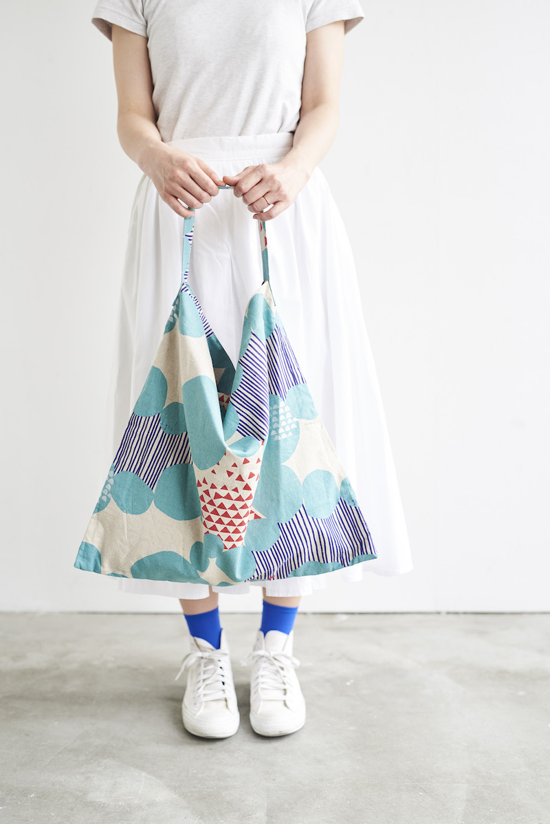 echino 2019/stoneの生地