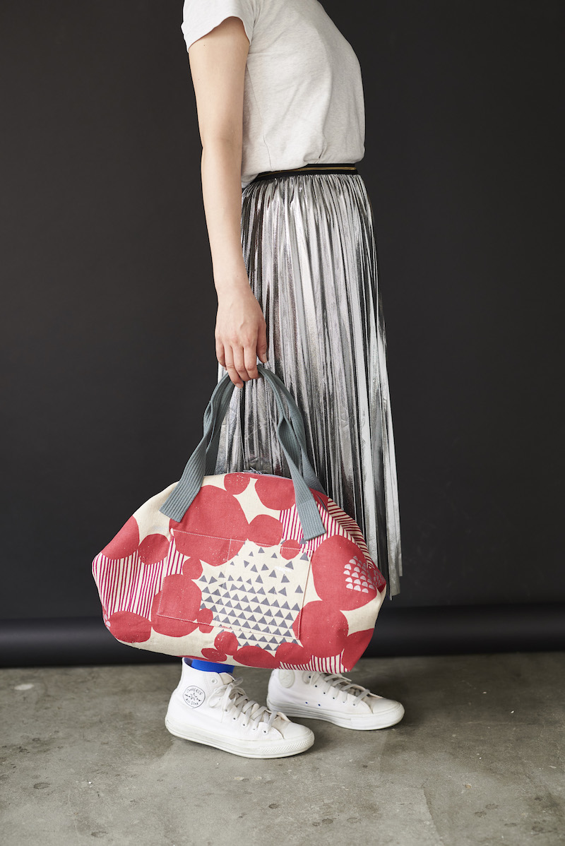 echino 2019/stoneの生地