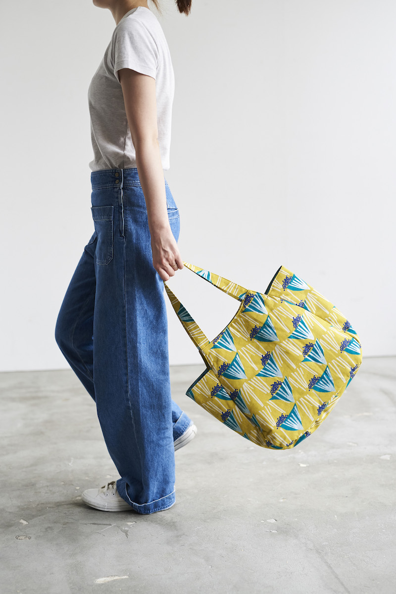 echino 2019/bouquetの生地